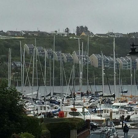 Luxury Town Centre Apartment Kinsale Exterior photo
